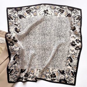 Foulard en Soie Noir Blanc