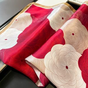 Foulard en Soie Rouge