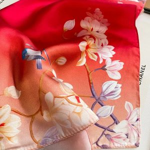 Foulard En Soie rouge