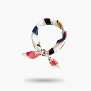 Petit Foulard Carré Blanc – Camélia