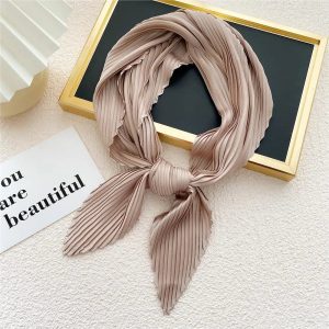 Foulard Beige Plissé