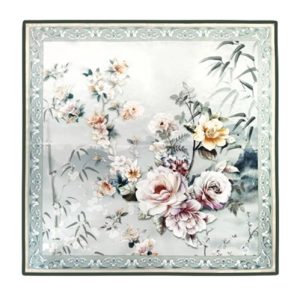 Foulard en soie gris pour femme avec imprimé fleuri – modèle Camille – accessoire de mode chic