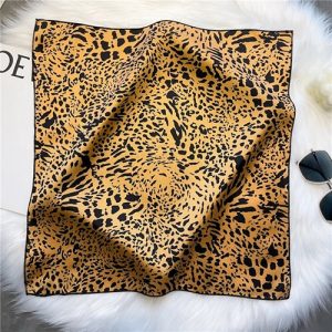 Foulard Léopard Camel